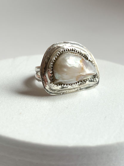 Split Band Sterling Silver Ring Blister Pearl