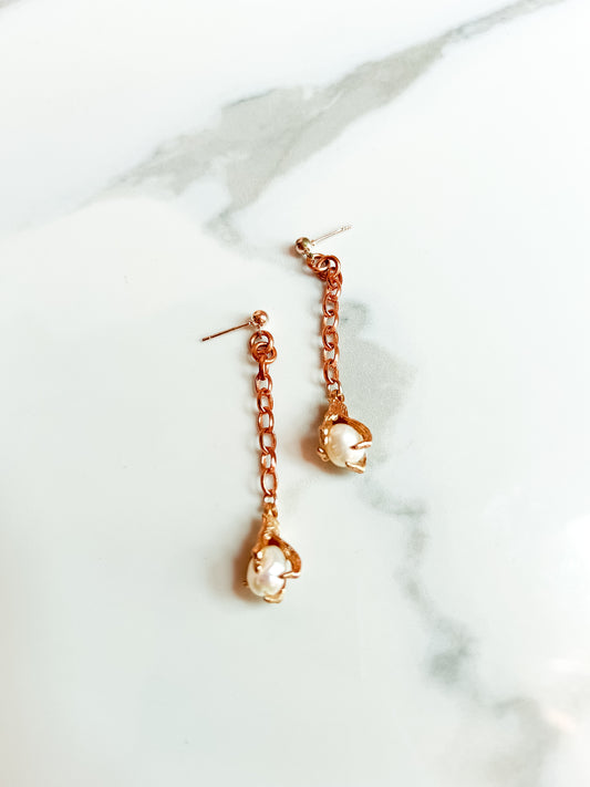 Rose Gold Plated Brass Claw Clasped Pearl Earrings