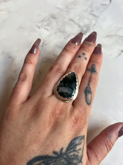 Sterling Silver Ring with scallop set moss agate