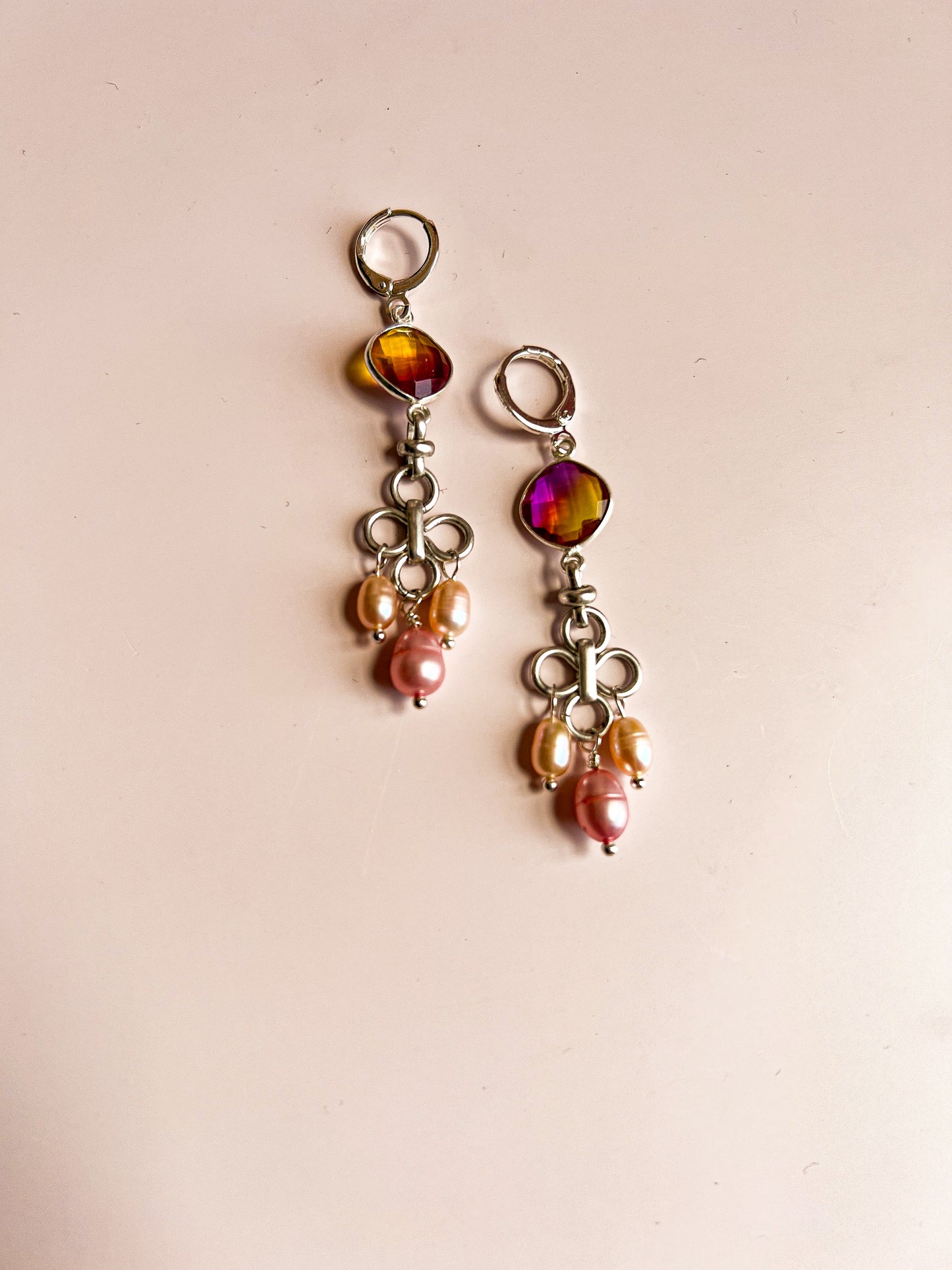 Pink Pearl Fringe Vintage Clover Chain Earrings With Sunset Quartz Doublet